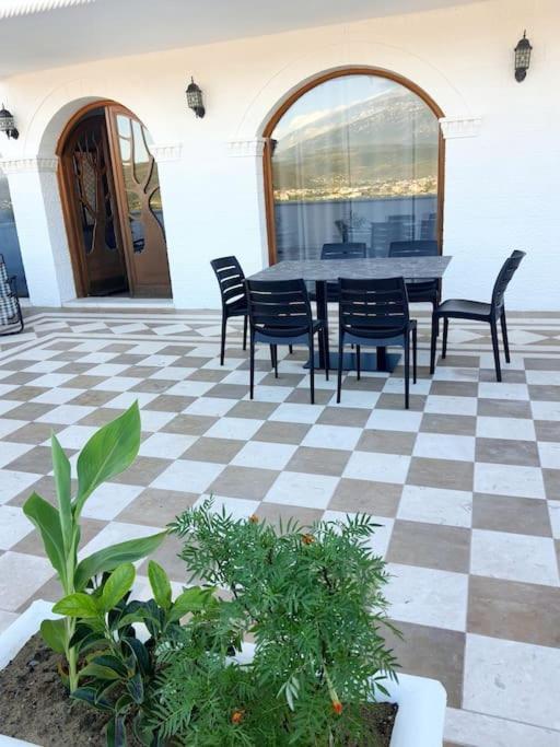 Magnolia Luxury Penthouse Apartment Berat Exterior photo