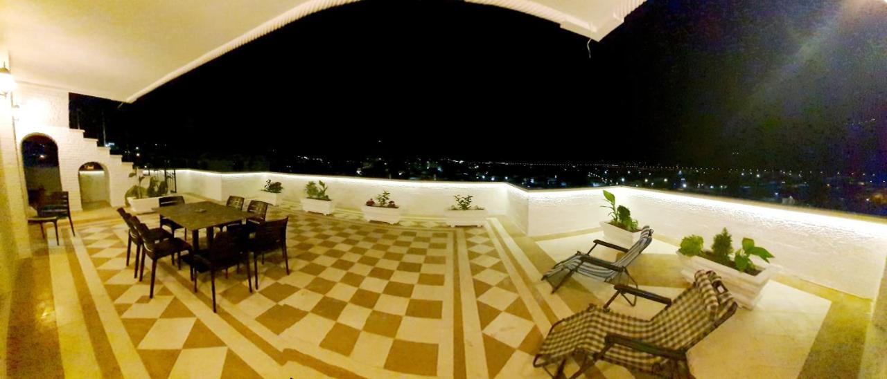 Magnolia Luxury Penthouse Apartment Berat Exterior photo
